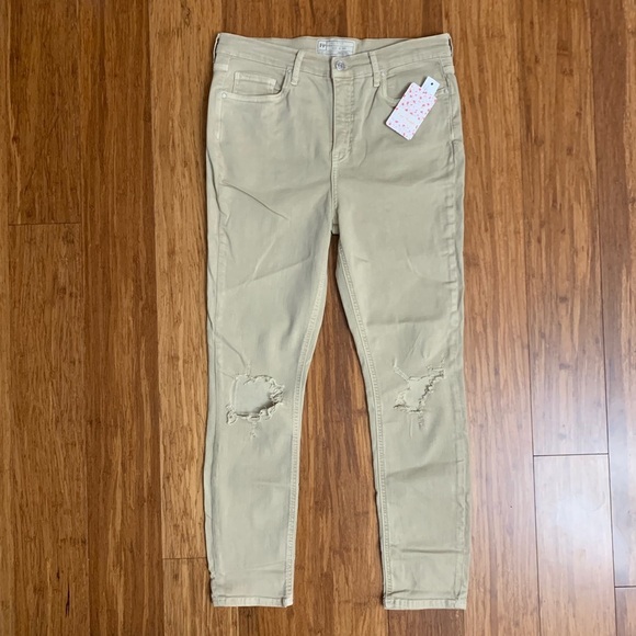 Free People Denim - Free People High Waisted Busted Skinny Jean 374-14